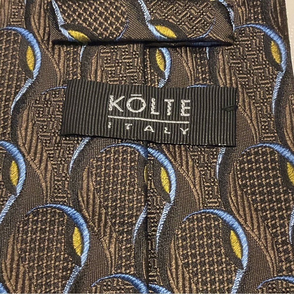 Kolte Italy Silk Necktie - Picture 3 of 4